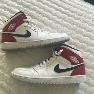 Air Jordan 1 Mid GS 'Chicago’ size 13